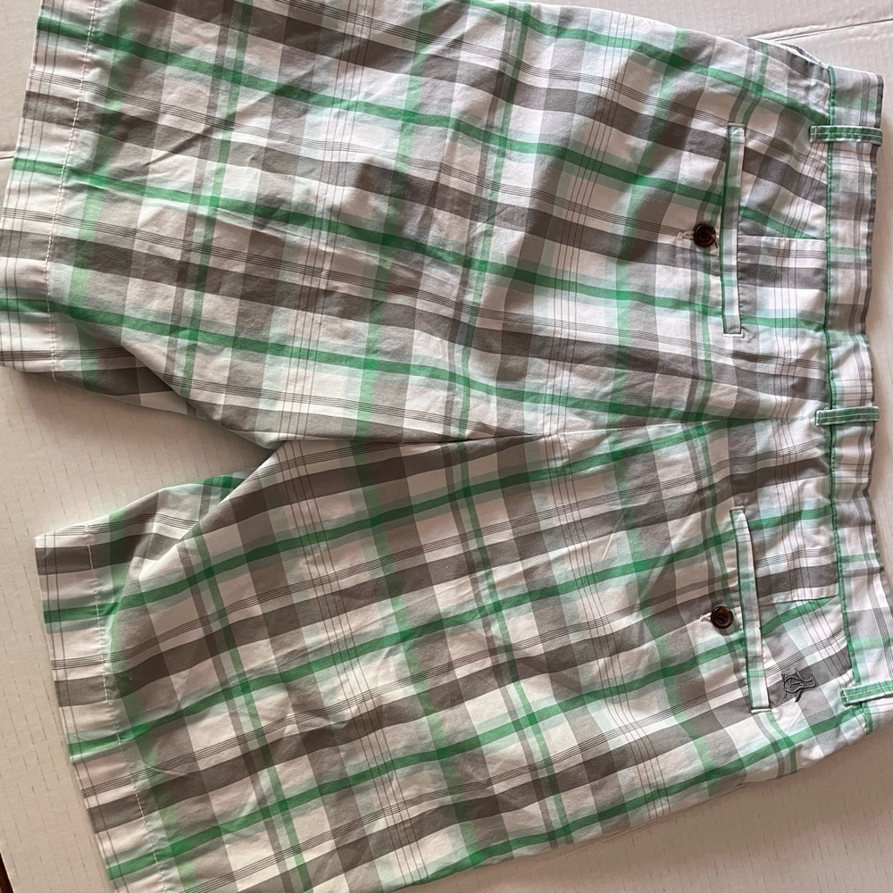 Penguin Shorts - Picture 2 of 4